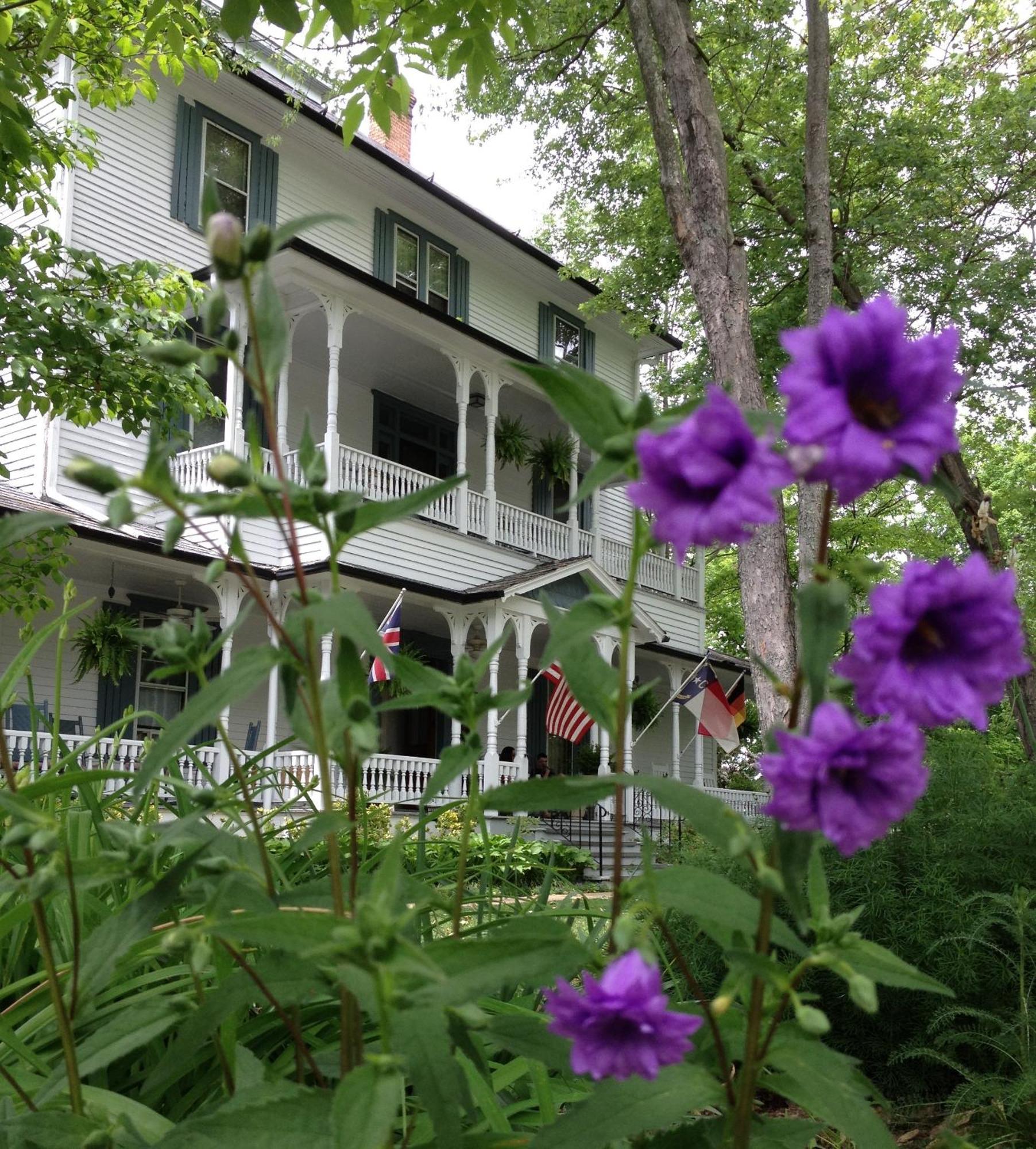 1898 Waverly Inn Hendersonville Exterior photo