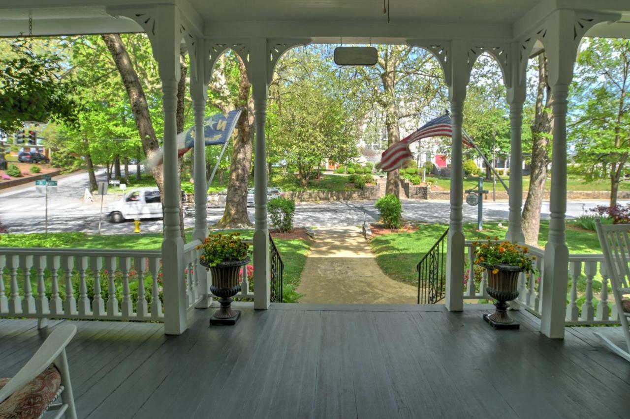 1898 Waverly Inn Hendersonville Exterior photo